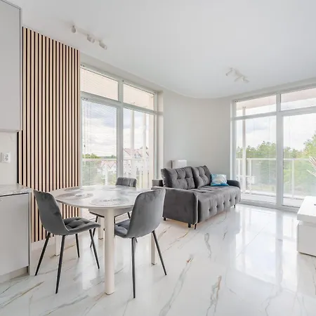 Messa White Ii Z Basenem Letnim By Holidaysun